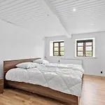 Stort Hus Naer Romo, Ribe Og Tonder * Skaerbaek