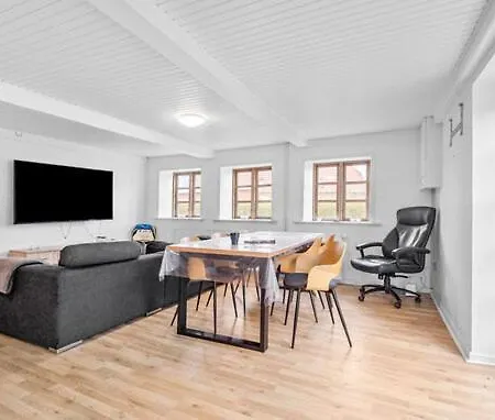 Holiday home Stort Hus Naer Romo, Ribe Og Tonder *